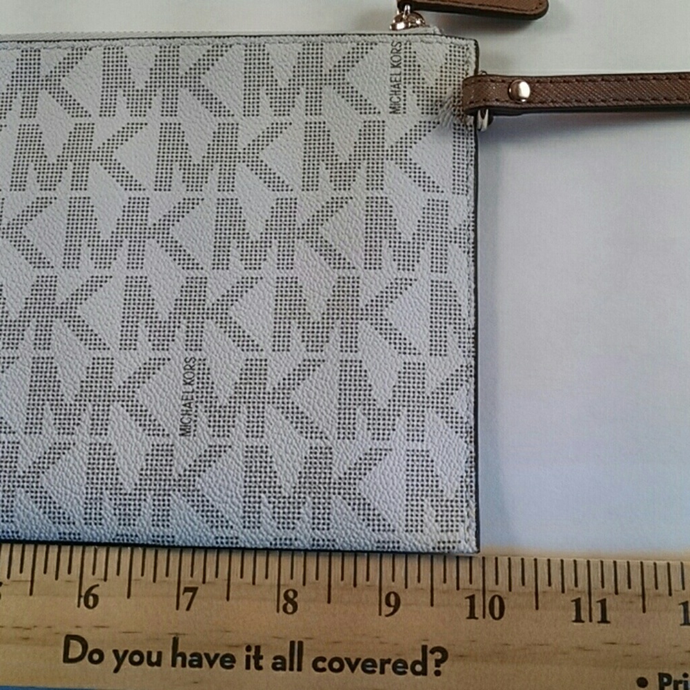 Michael Kors Large Zip Clutch - Picture 7 of 7